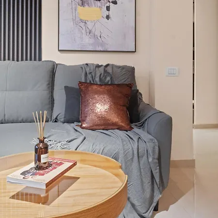 Penthouse Romana-3